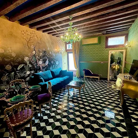 Apartment The Experience